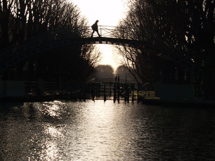 パリの人気モデルコース：サン・マルタン運河からヴィレット貯水池へ