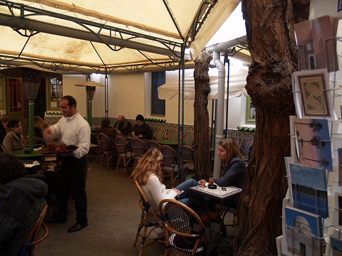 パリのカフェ：ラ・グラン・モスケ・ドゥ・パリ