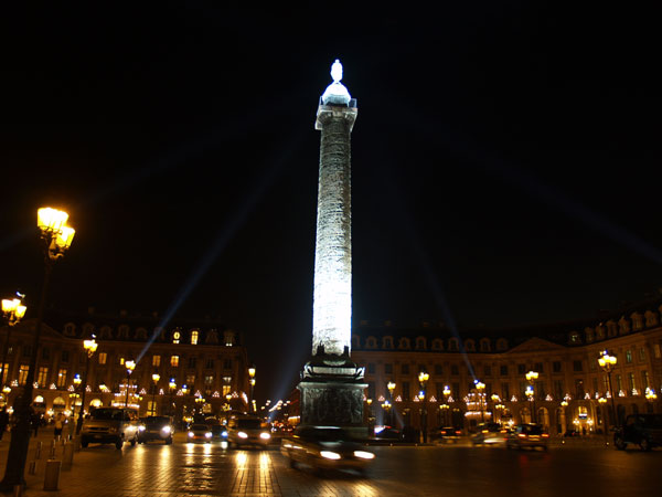パリの観光地：ヴァンドーム広場