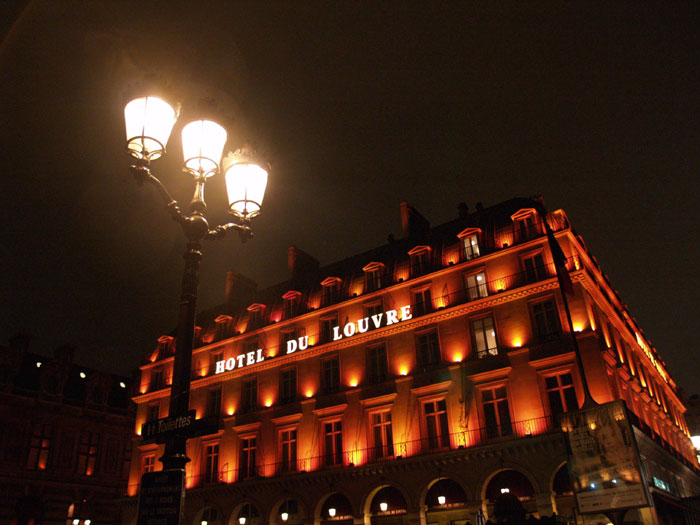 パリ観光地：ホテル・ドゥ・ルーヴル