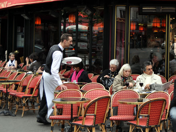 パリのカフェ：ロトンド