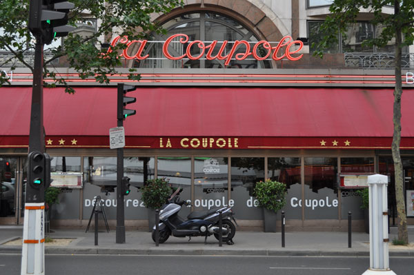 パリのカフェ：クーポール