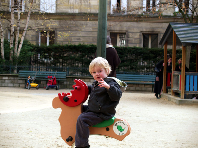 パリの文化・社会・歴史：パリの子どもの遊び