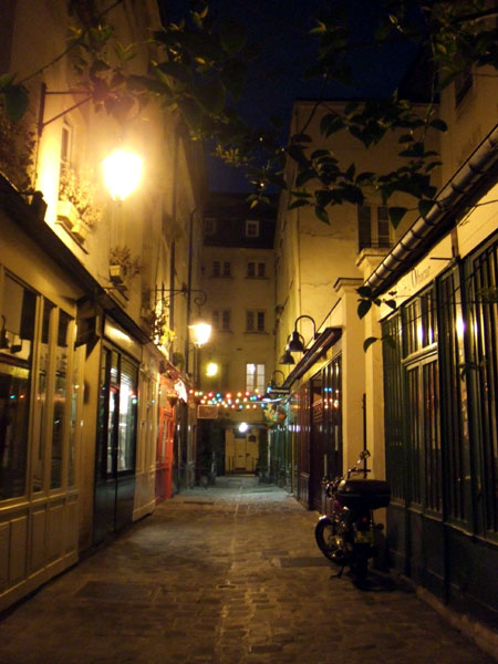 パリの通り：パサージュ・モリエール