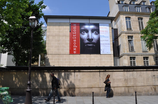 パリの観光地：ヨーロッパ写真美術館