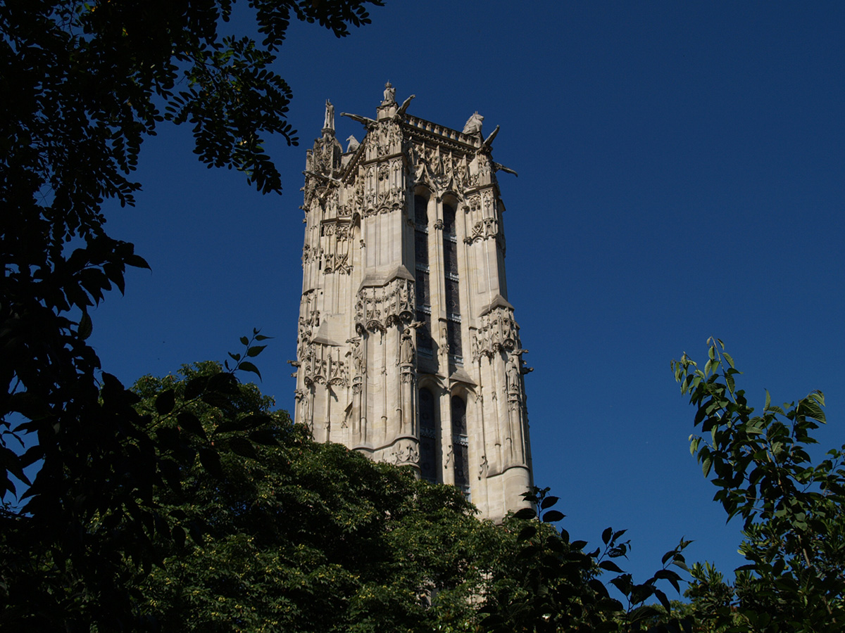 パリ観光地：サン・ジャックの塔