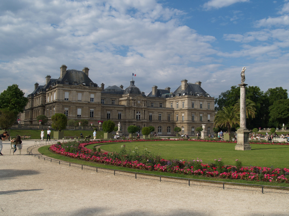 パリ観光地：リュクサンブール宮殿
