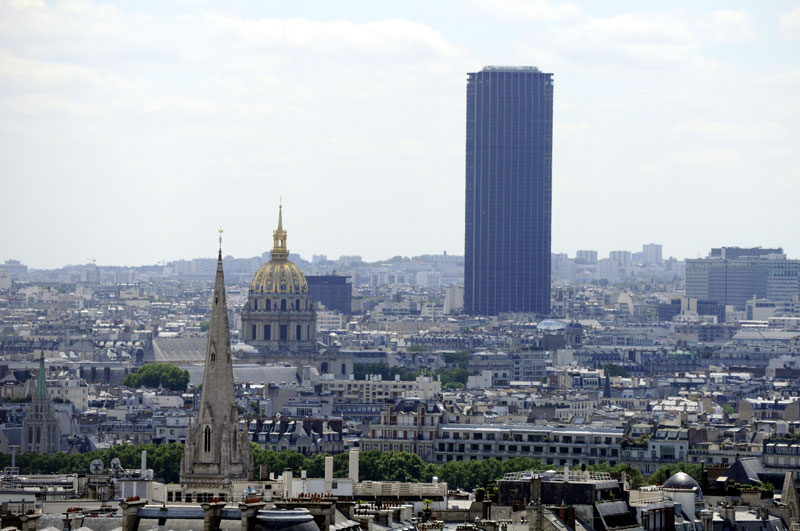 パリの観光地：モンパルナスタワー
